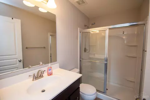Bath - 7907 Oakbridge Way, Cincinnati, OH 45248 photo 1 of 2