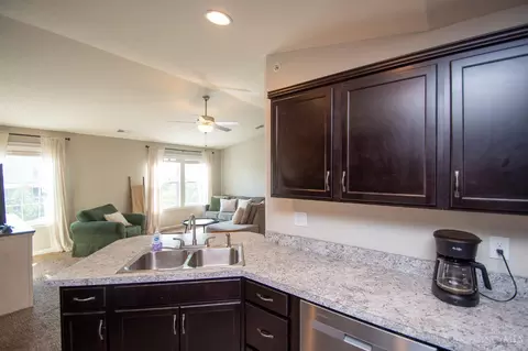Kitchen - 7907 Oakbridge Way, Cincinnati, OH 45248 photo 3 of 3