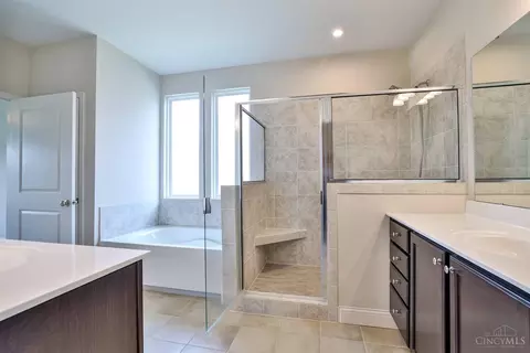 Bath - 4709 Hampton Pointe Dr, Dent, OH 45248 photo 1 of 6