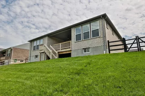 Exterior - 4709 Hampton Pointe Dr, Dent, OH 45248 photo 12 of 12