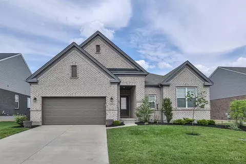 Exterior - 4709 Hampton Pointe Dr, Dent, OH 45248 photo 2 of 12