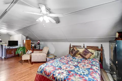 Bedroom - 4641 Miller Rd, Blue Ash, OH 45242 photo 7 of 7