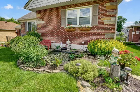 Exterior - 4641 Miller Rd, Blue Ash, OH 45242 photo 6 of 17