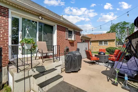 Exterior - 4641 Miller Rd, Blue Ash, OH 45242 photo 15 of 17