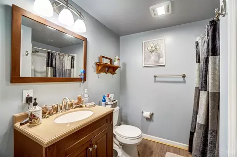 Bath - 4641 Miller Rd, Blue Ash, OH 45242 photo 3 of 3