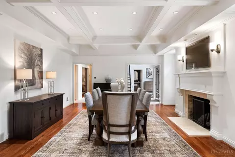 Dining - 7500 Cayuga Dr, Cincinnati, OH 45243 photo 2 of 3