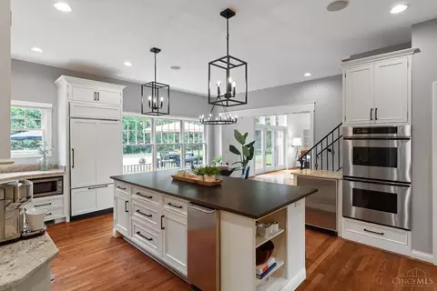Kitchen - 7500 Cayuga Dr, Cincinnati, OH 45243 photo 3 of 4
