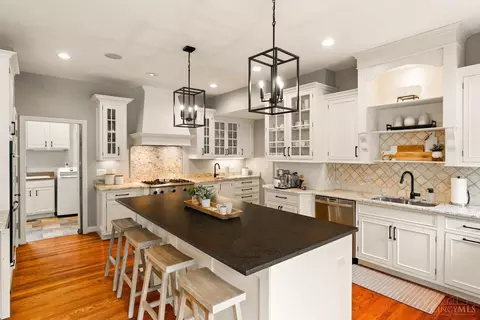 Kitchen - 7500 Cayuga Dr, Cincinnati, OH 45243 photo 1 of 4