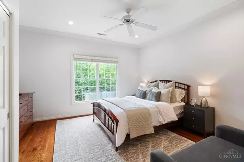 Bedroom - 7500 Cayuga Dr, Cincinnati, OH 45243 photo 4 of 6