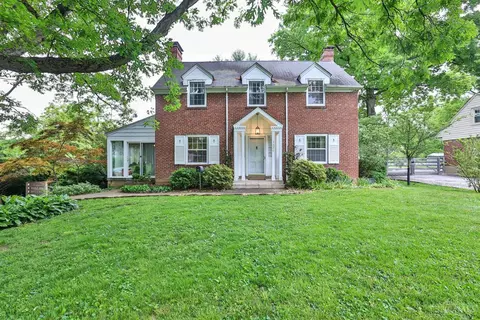 3820 Woodford Rd, Cincinnati, OH 45213