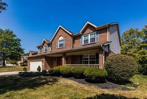 6952 Maple Crest Ct, Hamilton, OH 45011 photo 2