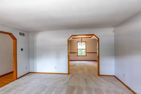 6952 Maple Crest Ct, Hamilton, OH 45011 photo 12
