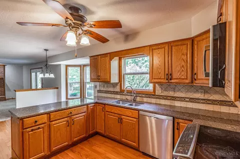 6952 Maple Crest Ct, Hamilton, OH 45011 photo 15