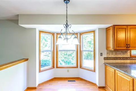 6952 Maple Crest Ct, Hamilton, OH 45011 photo 17