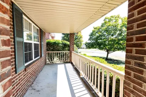 6952 Maple Crest Ct, Hamilton, OH 45011 photo 6