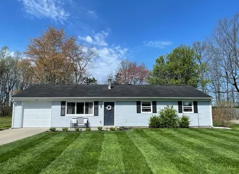 40 Sutton Ln, Goshen, OH 45122