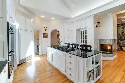 Kitchen - 227 Elm Ave, Wyoming, OH 45215 photo 8 of 8
