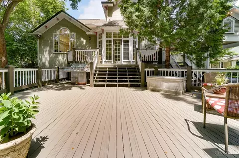 Exterior - 227 Elm Ave, Wyoming, OH 45215 photo 10 of 22