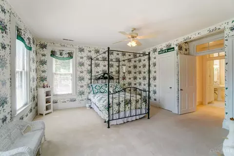 Bedroom - 227 Elm Ave, Wyoming, OH 45215 photo 4 of 7