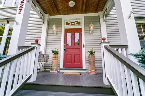 Exterior - 227 Elm Ave, Wyoming, OH 45215 photo 3 of 22