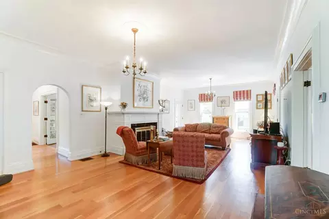 Living - 227 Elm Ave, Wyoming, OH 45215 photo 5 of 6