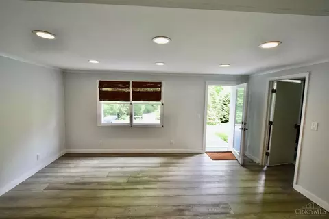 Living - 3760 Broadview Dr, Cincinnati, OH 45208 photo 3 of 3