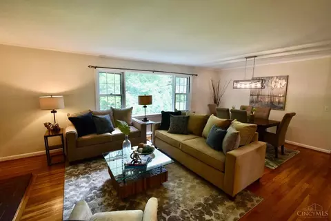 Living - 3760 Broadview Dr, Cincinnati, OH 45208 photo 2 of 3