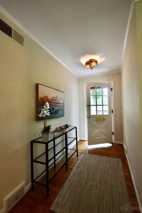 Entry Way - 3760 Broadview Dr, Cincinnati, OH 45208 photo 1 of 1