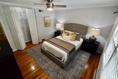 Bedroom - 3760 Broadview Dr, Cincinnati, OH 45208 photo 2 of 5