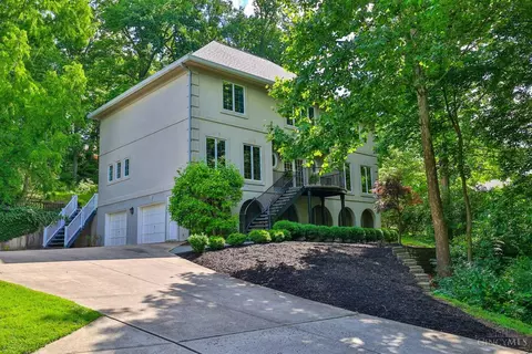 2848 Lower Grandin Rd, Cincinnati, OH 45208