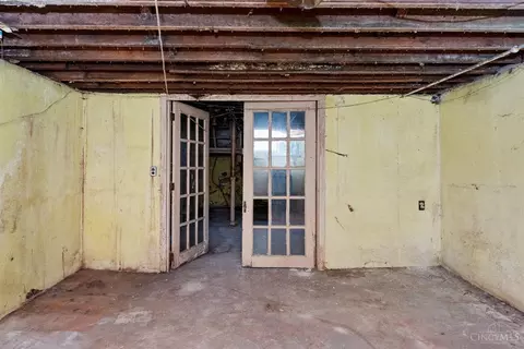 Other - 4005 Oak St, Silverton, OH 45236 photo 6 of 6