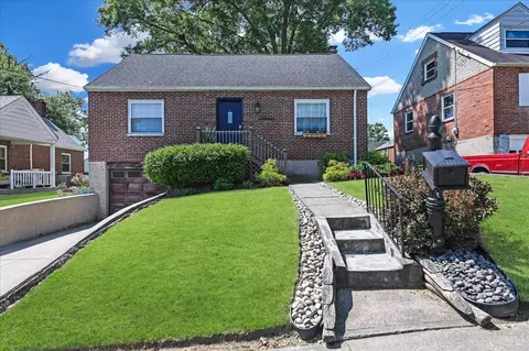 2875 Allview Cir, Cincinnati, OH 45238