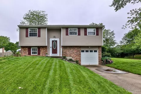 820 Jilbe Ln, Loveland, OH 45140