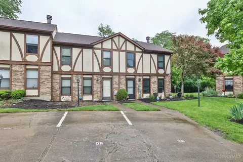 7908 Tall Timbers Dr, North Bend, OH 45052