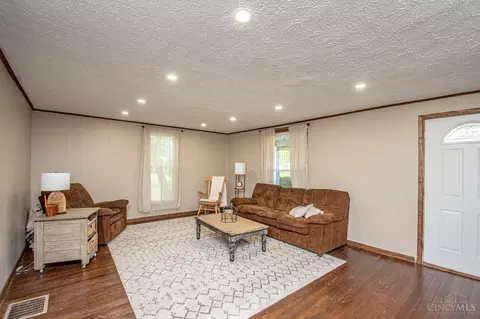203 Ada Doty St, Gratis, OH 45330 photo 3
