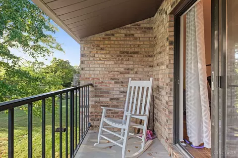 537 Davis Rd #10, Cincinnati, OH 45255 photo 8
