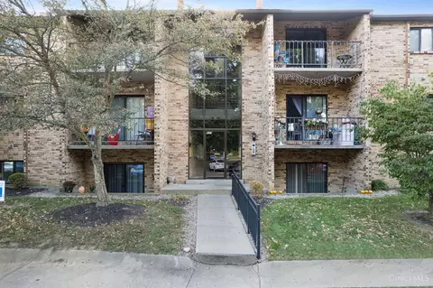 537 Davis Rd #10, Cincinnati, OH 45255