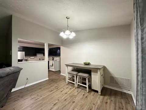 537 Davis Rd #10, Cincinnati, OH 45255 photo 17