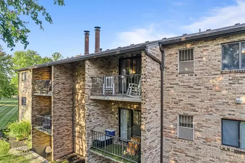 537 Davis Rd #10, Cincinnati, OH 45255 photo 2