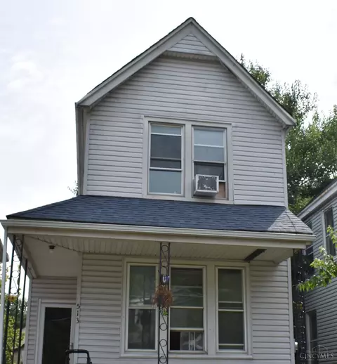 513 Lombardy St, Elmwood Place, OH 45216