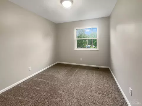 Bedroom - 105 Lellan Ave, Harrison, OH 45030 photo 4 of 5