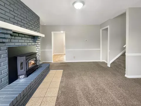 Living - 105 Lellan Ave, Harrison, OH 45030 photo 3 of 6