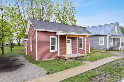 Exterior - 303 Ohio St, Georgetown, OH 45121 photo 1 of 3