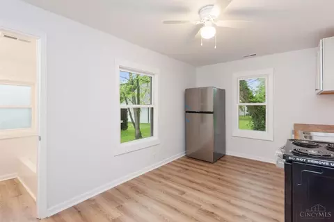 Entry Way - 303 Ohio St, Georgetown, OH 45121 photo 1 of 2