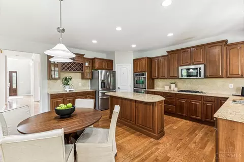 7426 Bridge Point Pass, Cincinnati, OH 45248 photo 9
