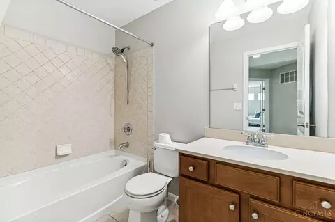 7426 Bridge Point Pass, Cincinnati, OH 45248 photo 21