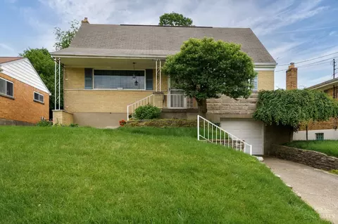 8366 Coghill Ln, Colerain Twp, OH 45239