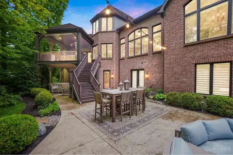 Exterior - 1034 Observatory Pt, Hamilton Township, OH 45039 photo 11 of 11