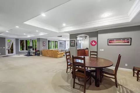 Dining - 1034 Observatory Pt, Hamilton Township, OH 45039 photo 6 of 6