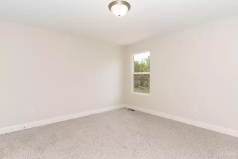 974 Crestpoint Ct, Cincinnati, OH 45245 photo 30